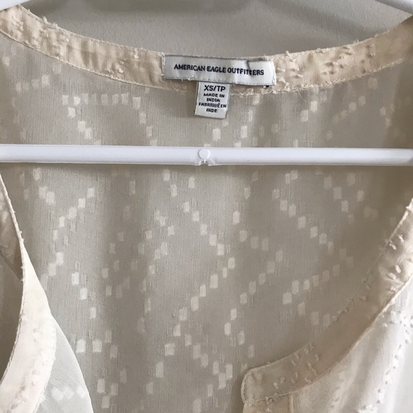 American eagle outfitters cream shirt - Picture 3 of 4